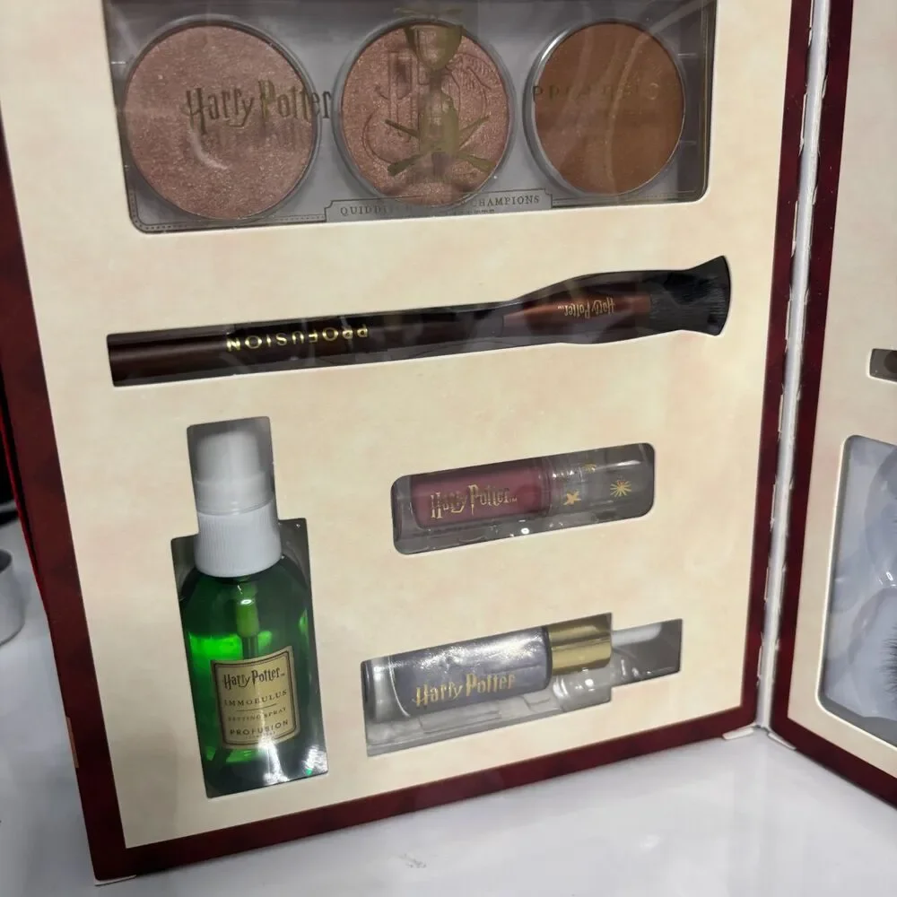 Harry Potter x Profusion Makeup Bundle Lot NEW Blush Mirror Gift Set Eyeshadow